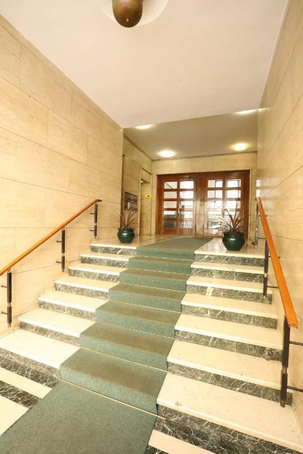 Unique Luxury Apartment And Rooms Рим Экстерьер фото
