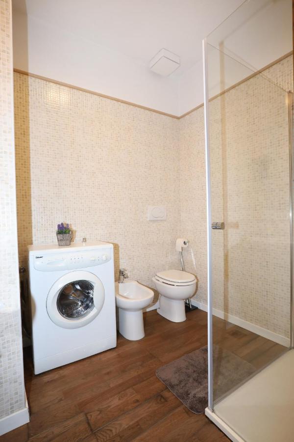 Unique Luxury Apartment And Rooms Рим Экстерьер фото