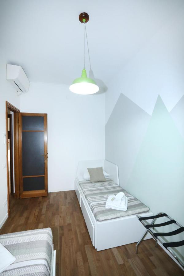 Unique Luxury Apartment And Rooms Рим Экстерьер фото